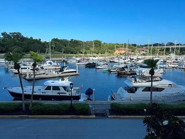 102 Yacht Harbor Dr #264 — Photo 34