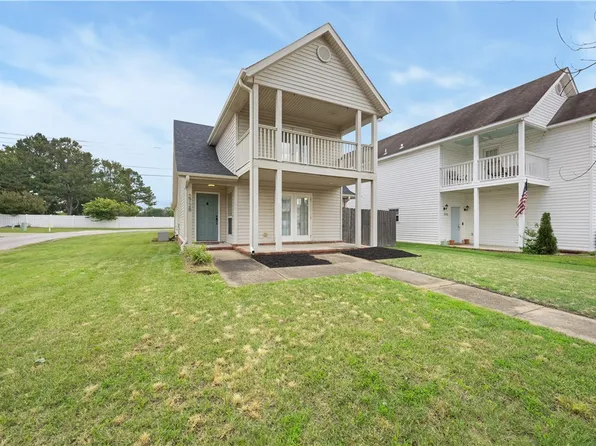 2728 N Westminster Dr, Fayetteville, AR 72704