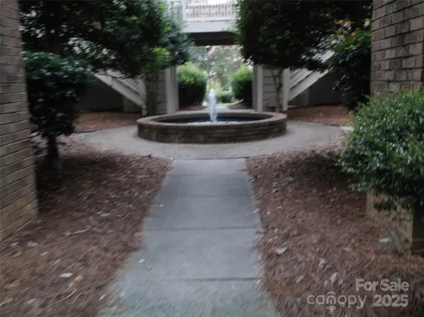 5007 Sharon Rd Unit O, Charlotte, NC 28210