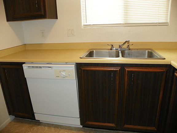5th image of 1300 Grande Blvd SE APT B