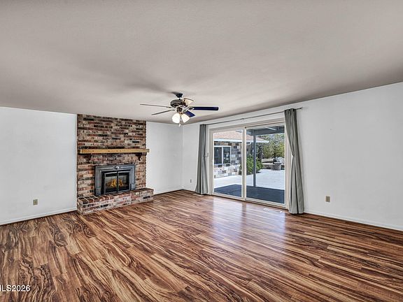 4th image of 4399 Ponderosa Dr