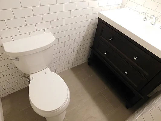 Rented by MQ Realty LLC | media 44