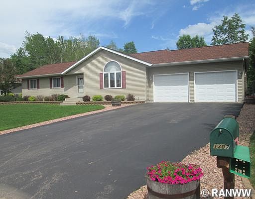 1st image of 1307 Parkridge Dr