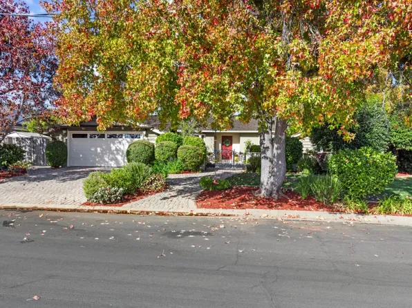 1990 Scott Ln, Los Altos, CA 94024