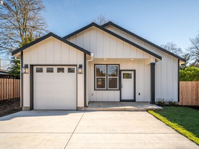12104 SE Tibbetts St #B, Portland, OR, 97266
