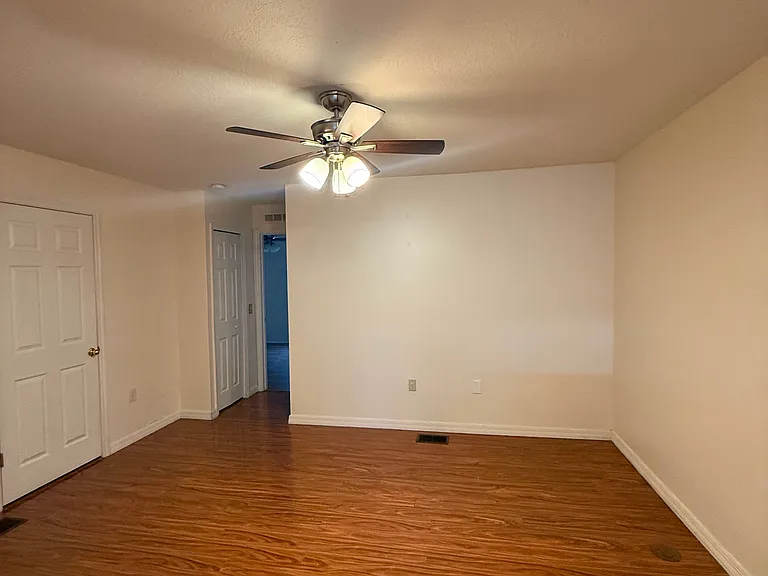 2751 Dodds Ln — Photo 12