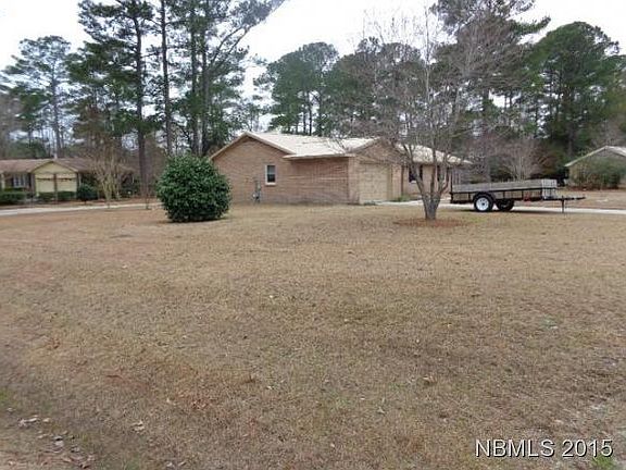 3rd image of 2401 Steeple Chase Dr