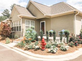 1601 Stonebridge Rd, Oxford, MS 38655