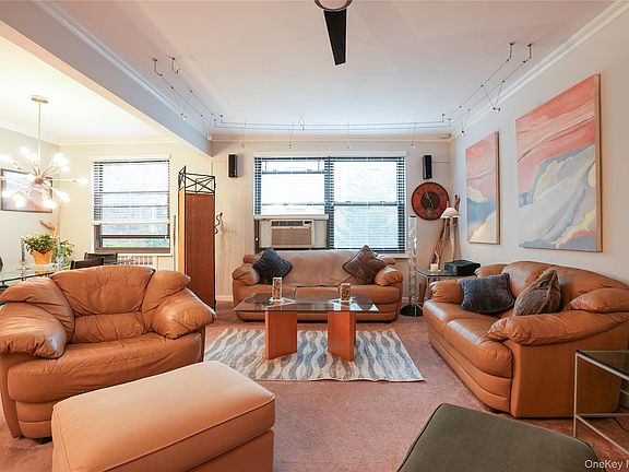 2nd image of 35 Rockledge Road #2A