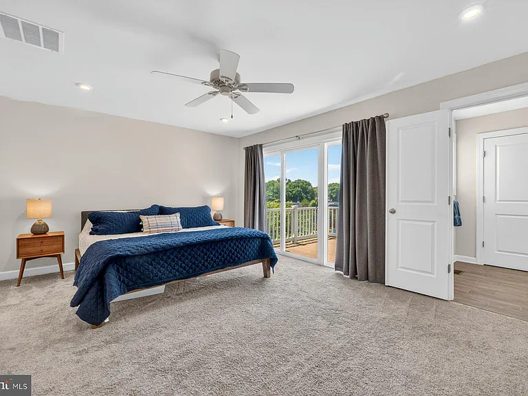 8106 Zoe Pl — Photo 14