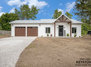 11012 Riverview Dr, Big Rapids, MI 49307