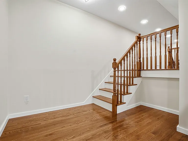 237 South St #6 — Photo 26