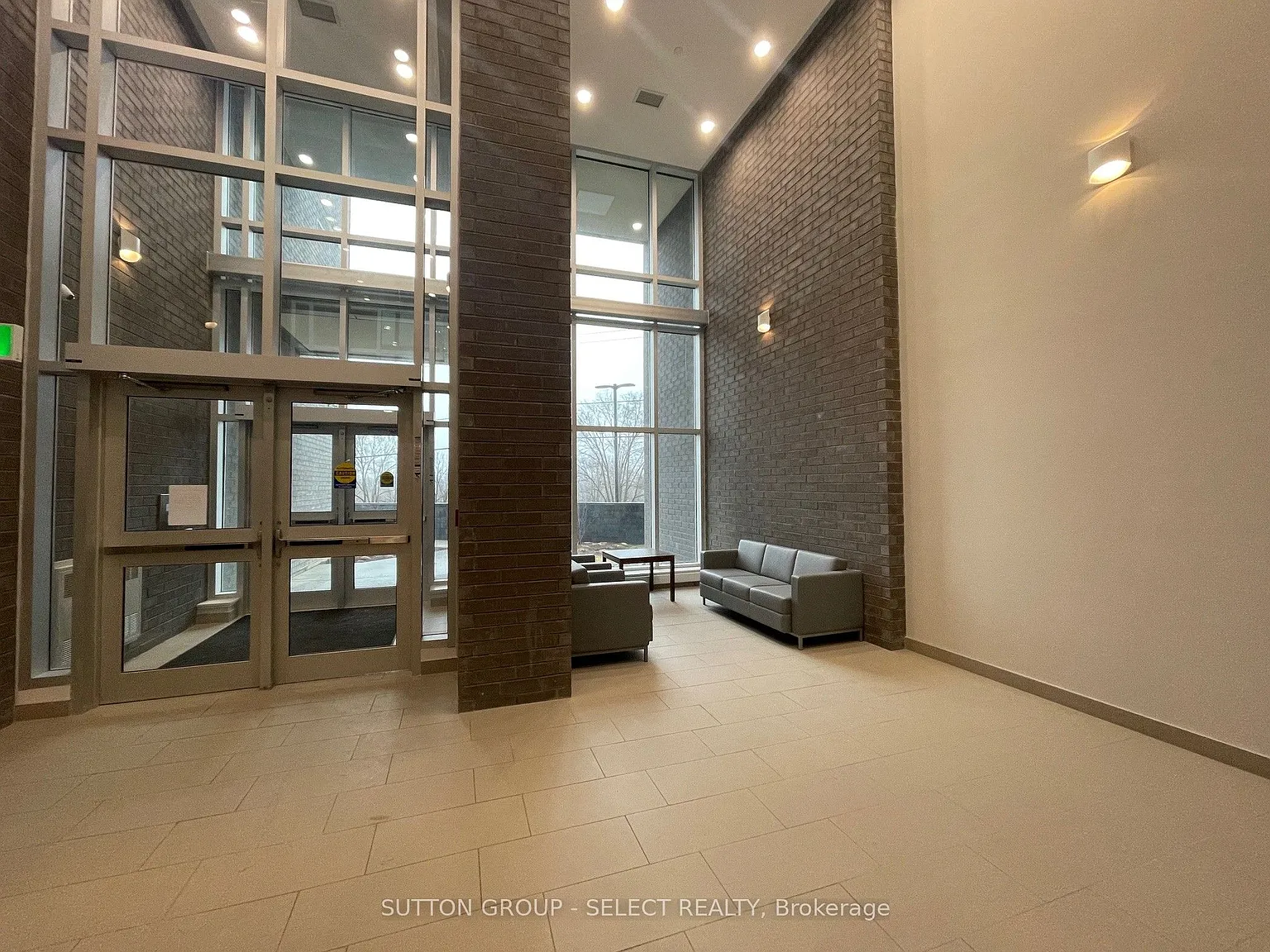 2 bed, $1,790 — Photo 2