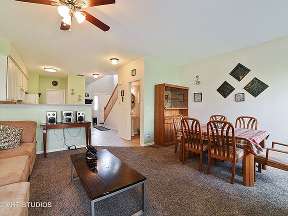 3rd image of 3614 Roanoke Ave