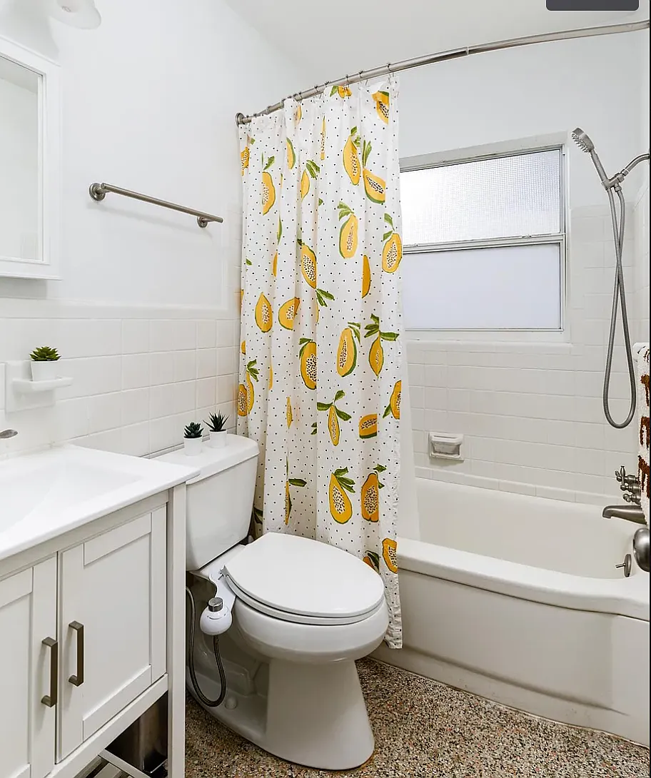 2 bed, 945 sqft, $2,199 — Photo 4