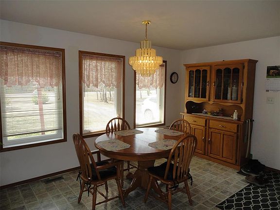 4th image of 20038 Spruce Bay Rd