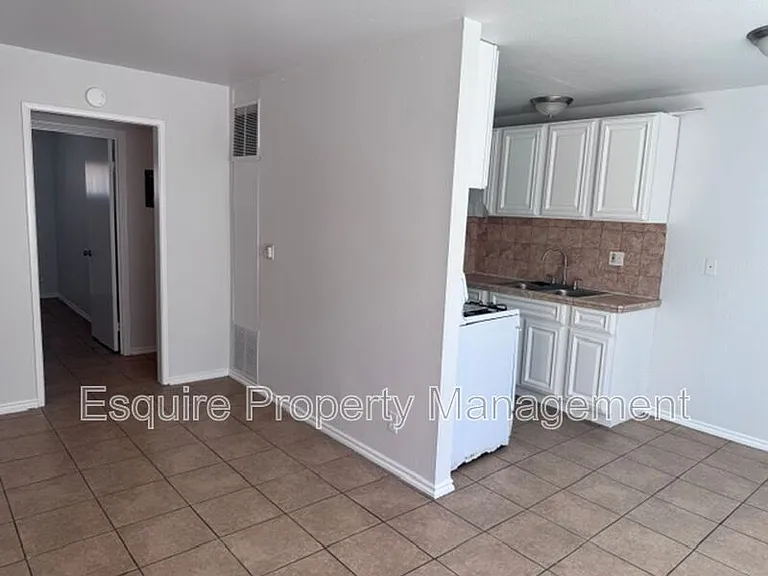 620 Cuesta Del Mar Dr #3 — Photo 4