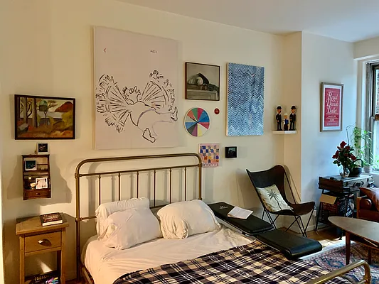 Rented by Corcoran | media 17