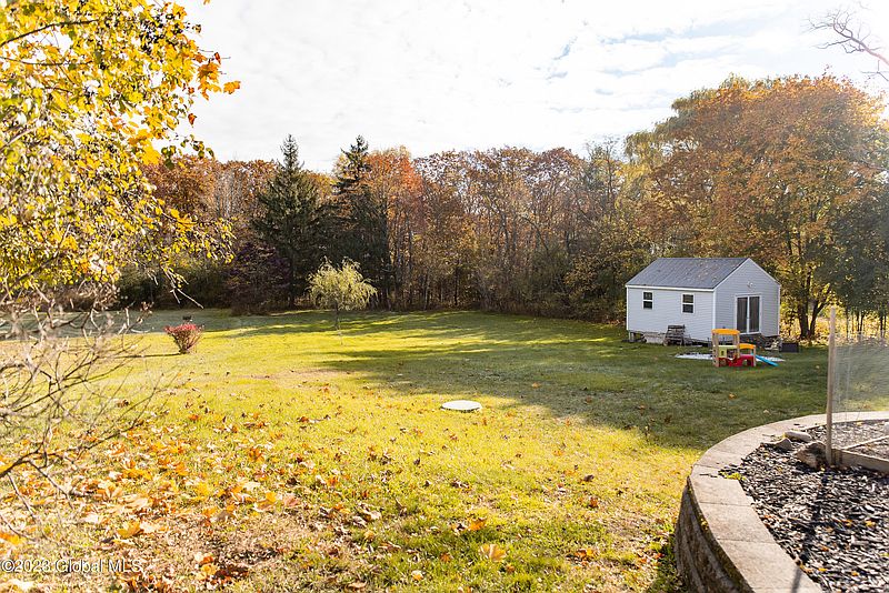 3rd image of 1130 Ridge Road