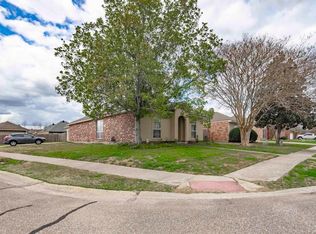 5650 Arialo Dr, Baton Rouge, LA 70820