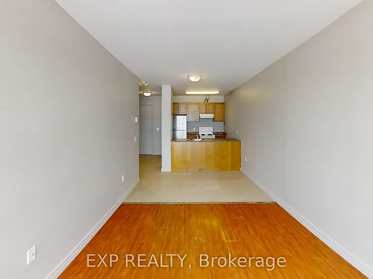 95 Barrie Rd #401 — Photo 5