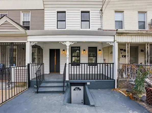 2862 Briggs Ave, Bronx, NY 10458