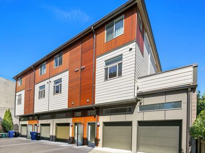 4418 Meridian Avenue N #B, Seattle, WA, 98103