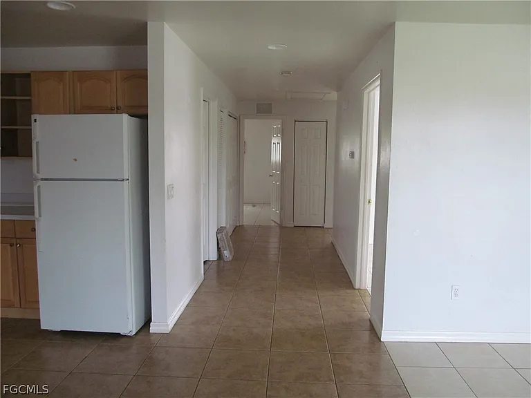 664 Alabama Rd S — Photo 3