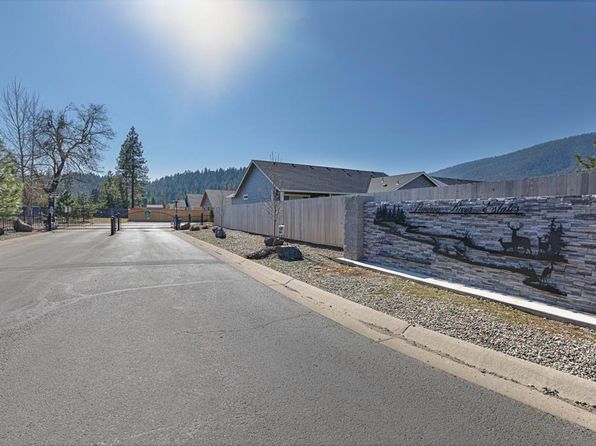 Illinois River Or Real Estate 13 Homes For Sale Zillow