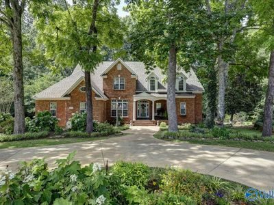 18847 Cypress Point Dr, Athens, AL, 35613