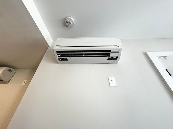 2nd image of 375 Knickerbocker Ave #3C