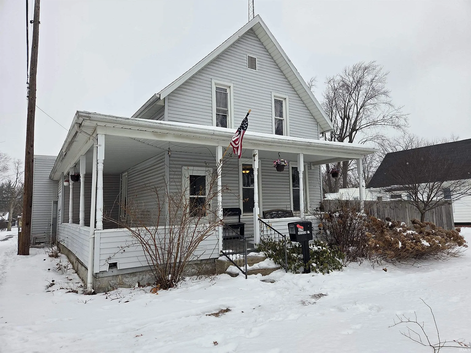 1214 Jefferson St photo 1