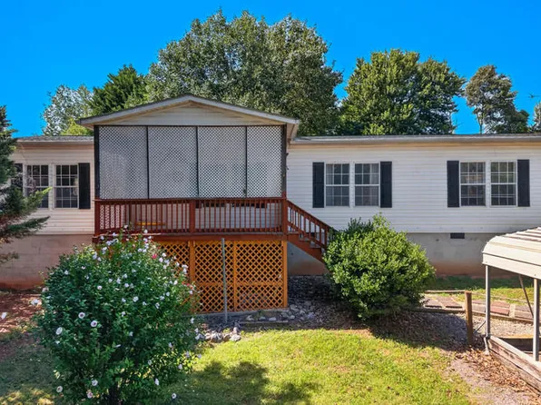241 Mountain Meadows Dr, New Market, TN 37820