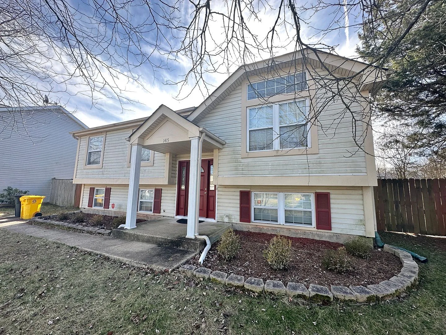 1415 Gesna Dr photo 1