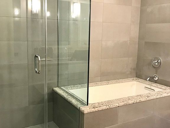 2nd image of 4960 Fairmont Ave APT 1003