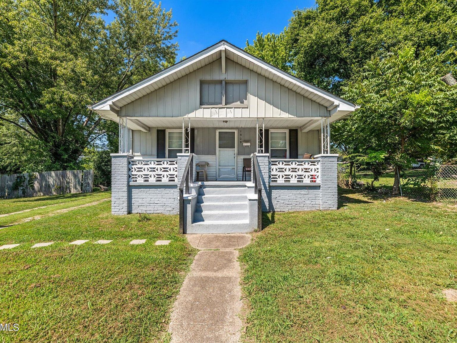 1909 Beaumont Ave Knoxville TN 37921 Zillow