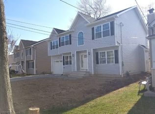 29 Garfield Rd, Parsippany, NJ 07054