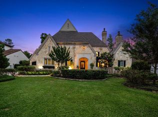 10 Player Manor Dr, Spring, TX 77382