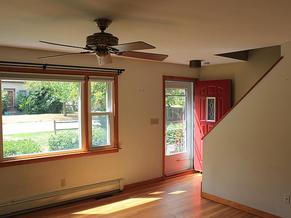 5th image of 17 Lafrance Ave