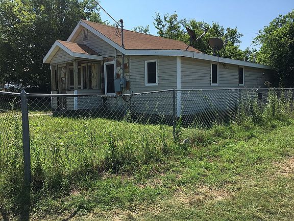 3rd image of 1602 E Avenue I