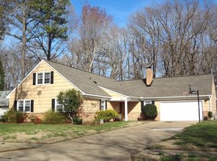 908 Duke Of Suffolk Dr, Virginia Beach, VA 23454