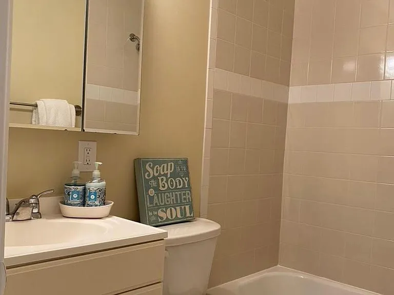 1040 Warbler Pl #MC — Photo 27