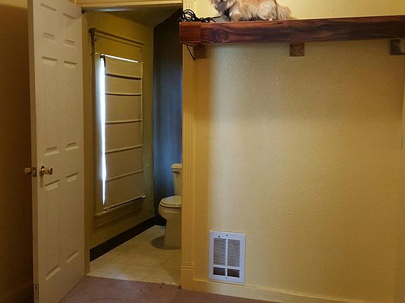4th image of 1227 E Marine View Dr APT 3