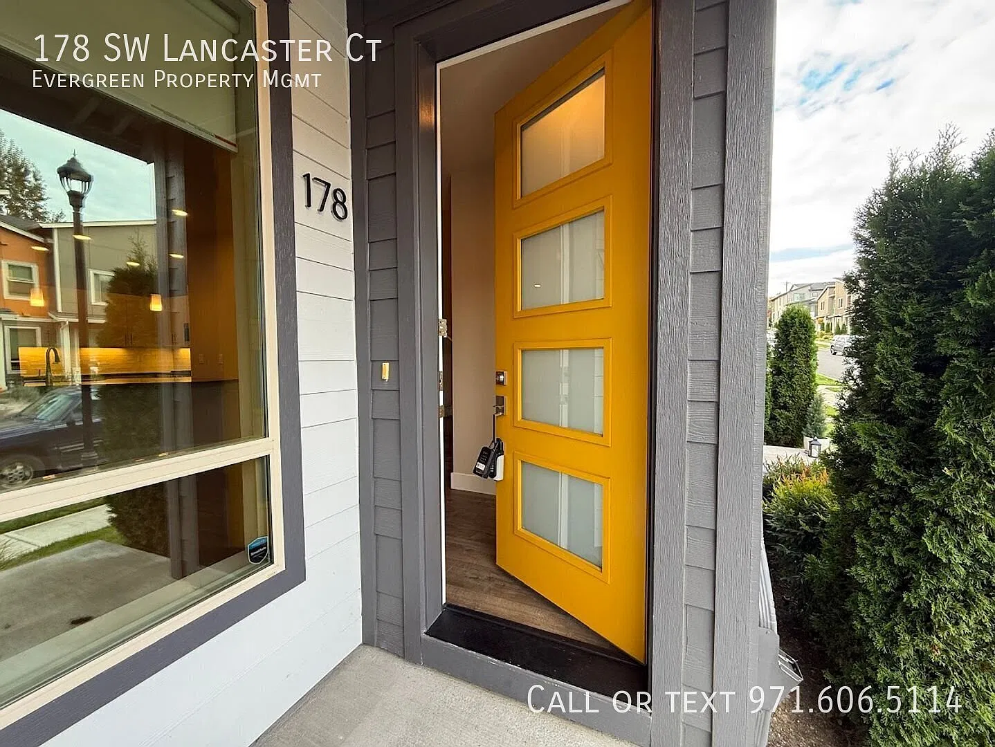Spacious 3-Bedroom Home with HOA-Maintained Yard in Troutdale! — Photo 3