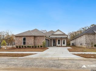 6813 Garden Hill Dr, Baton Rouge, LA 70817
