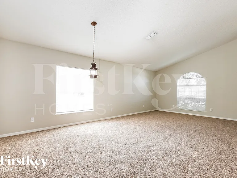 536 Haines Trl — Photo 4
