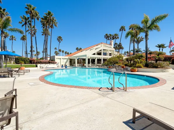 2216 Martinique Ln, Oxnard, CA 93035