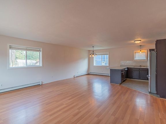 4th image of 1007 Joyce Dr