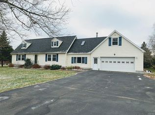 10 Wright St, Adams, NY 13605