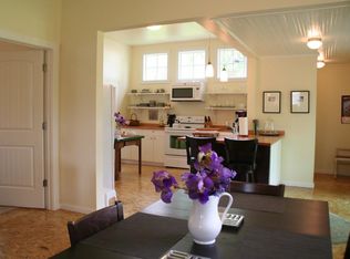 424 W 3rd St, Waitsburg, WA 99361